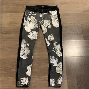 Hudson Jeans - Rose pattern